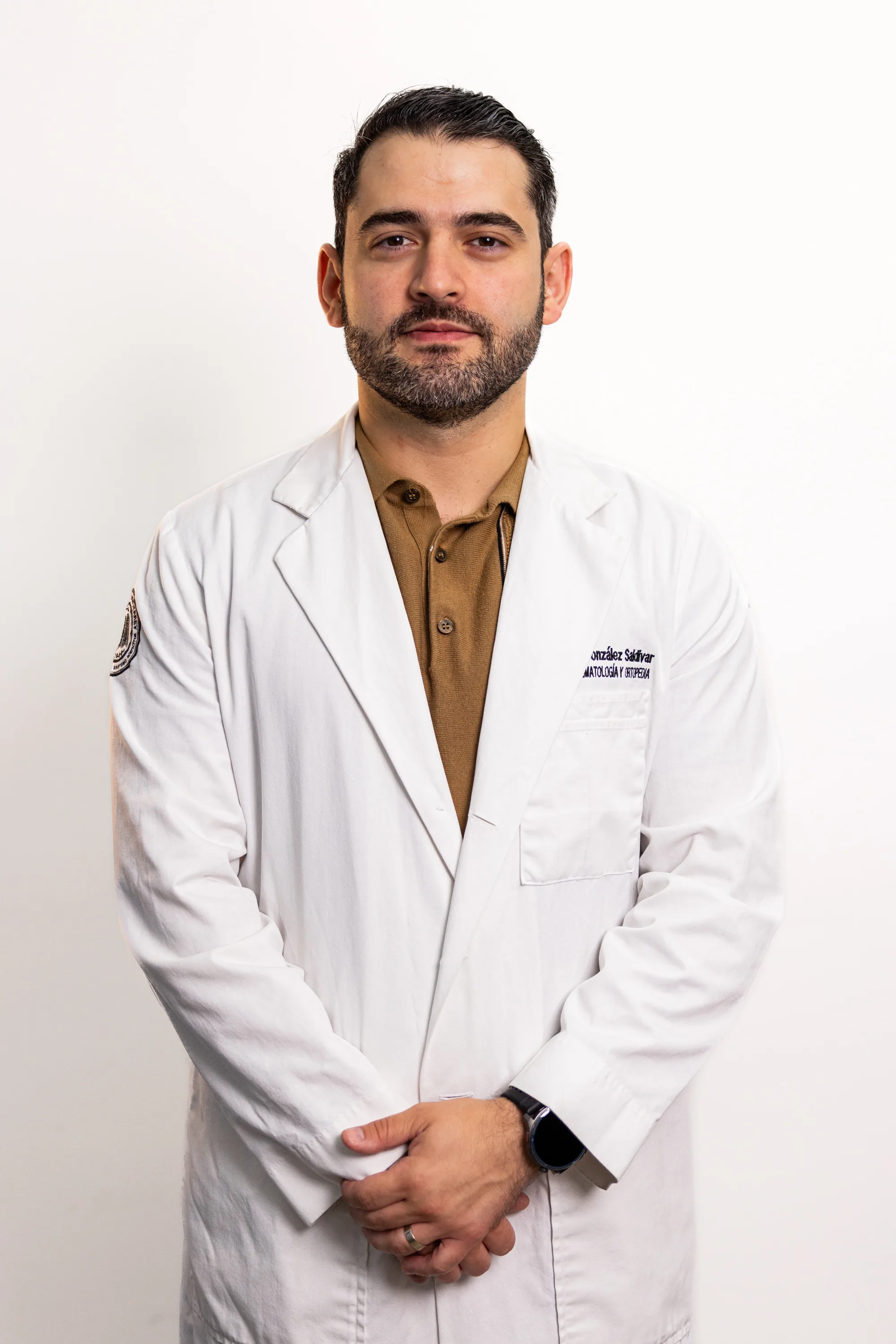 Dr. Juan Carlos González Saldívar — Ortopedista Oncológico Monterrey