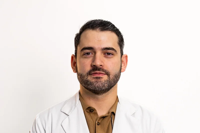 Dr. Juan Carlos González Saldívar — Oncólogo Ortopédico Monterrey